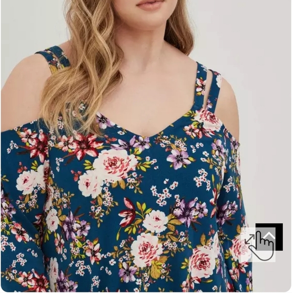 Torrid Cold Shoulder - Picture 4 of 7